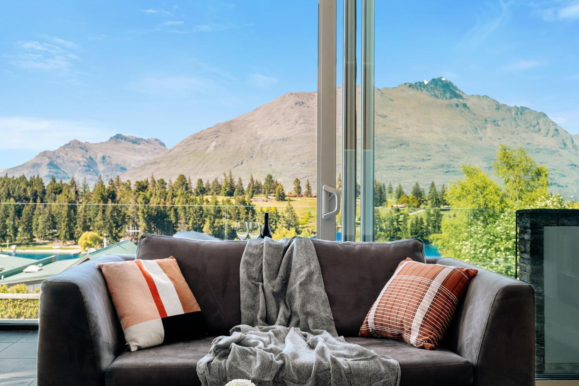 Modern Executive Living In Pounamu Queenstown Exteriör bild