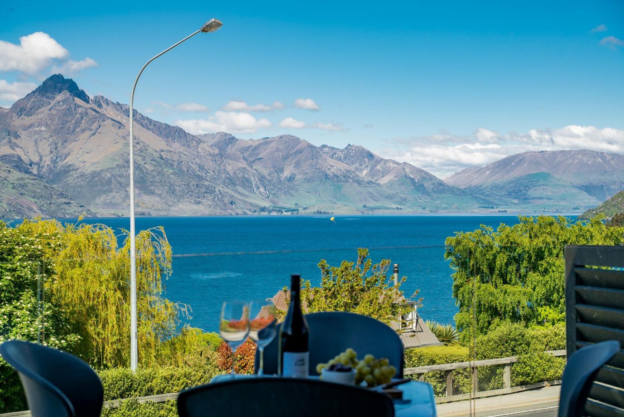 Modern Executive Living In Pounamu Queenstown Exteriör bild